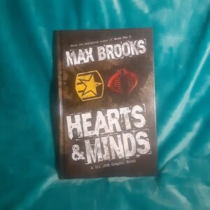 Max Brooks : G. I. Joe: Hearts and Minds, a G.I.Joe Graphic Novel. IDW Hardcover